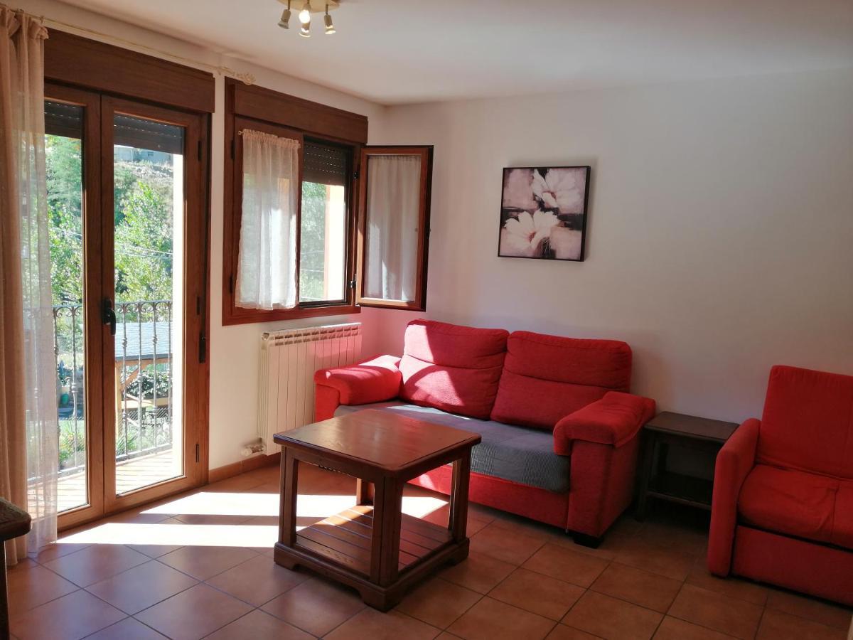 Apartamentos Mobison Salinas de Bielsa Exterior photo