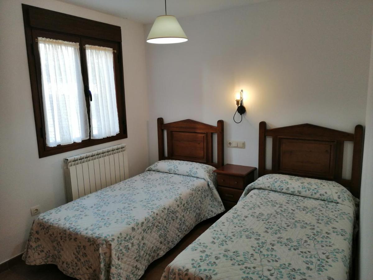 Apartamentos Mobison Salinas de Bielsa Exterior photo